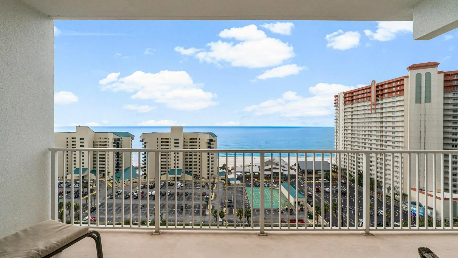 Holiday home The Happy Place At Laketown Wharf #1324 By Nautical Properties Panama City Beach